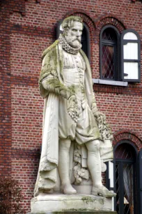 Statue of Peeter van Coudenberghe, Kruidtuin, Antwerp