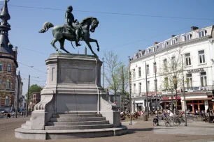 Leopoldplaats, Antwerp