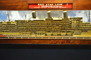 Cross section model of the Belgenland II, Red Star Line Museum
