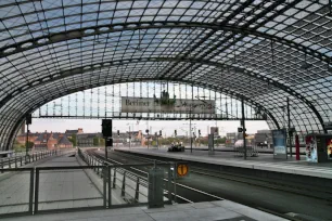 The train shed of the Hauptbahnhof in Berlin