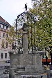 Wappenbrunnen (Gründungsbrunnen), Nikolaiviertel, Berlin