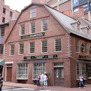 Boston Freedom Trail: 7. Old Corner Bookstore Building