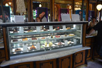 Café Gerbeaud, Pastry showcase