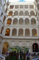 Boscolo Budapest Hotel lobby