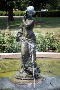Dove Girl Fountain, Grant Park, Chicago