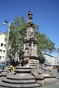 Jan von Werth Fountain, Alter Markt, Cologne
