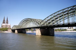 Hohenzollern bridge, Cologne