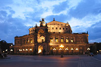 Dresden Semper Oper at night
