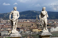 Statues in the Giardino Bardini