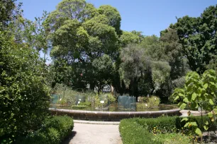 Largo de Cima, upper garden, Botanical Garden Lisbon