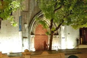 Main facade, Igreja do Carmo, Lisbon
