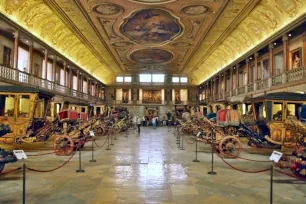 Main hall of the National Coach Museum