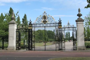 Jubilee Gate, Regent's Park, London