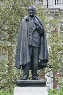Franklin Delano Roosevelt statue, Grosvenor Square, London