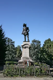 Statue of Luicano Manara, Giardini Pubblici, Milan