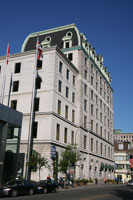 Le Windsor, Dorchester Square, Montreal