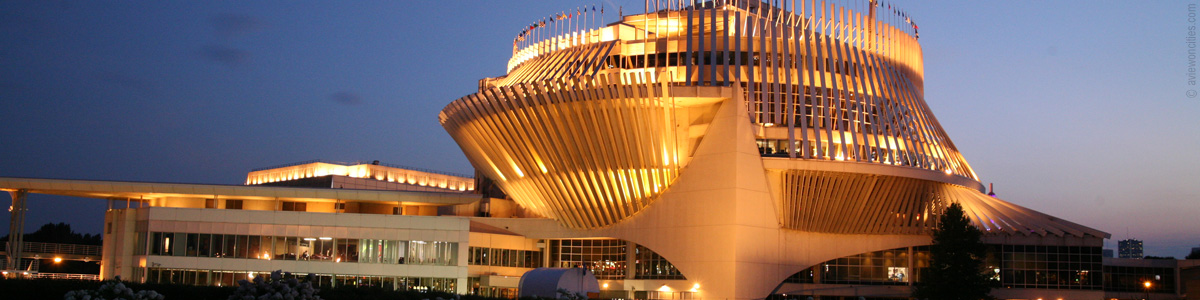Casino de Montréal at night
