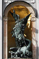 Statue on Michaelskirche