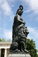 Bavaria statue, Ruhmeshalle, Munich