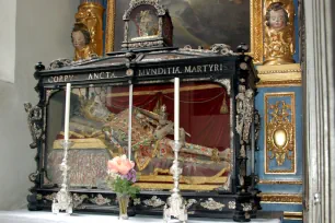 Skeleton of St. Mundita in the Peterskirche in Munich