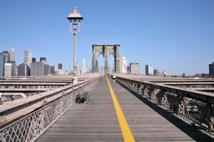 Brooklyn Bridge footpath, New York