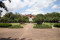 The garden of Jackson Square seen towards one of the Pontalba Buildings