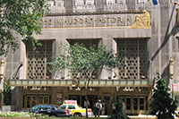 Waldorf-Astoria Entrance