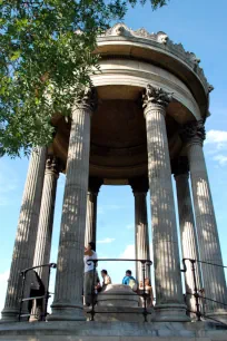 Sybille Temple in the Parc des Buttes Chaumont, Paris