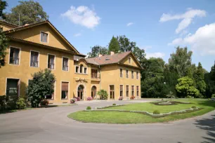 Former presidential residence, Royal Garden, Prague