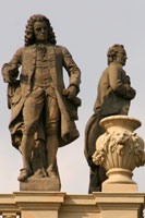 Statues on top of the Rudolfinum in Prague