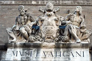 Statues above the former entrance to the Vatican Museums