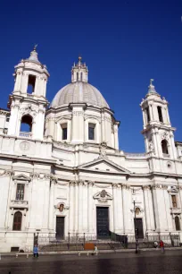 Sant'Agnese in Agone, Piazza Navona