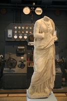 Statue in Centrale Montemartini