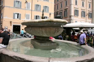 Fontana della Terrina, Campo de' Fiori, Rome
