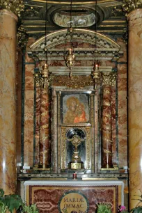 Chapel of the Madonna della Strada, Gesu, Rome