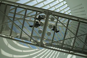 Walkway and skylight, San Francisco Museum of Modern Art