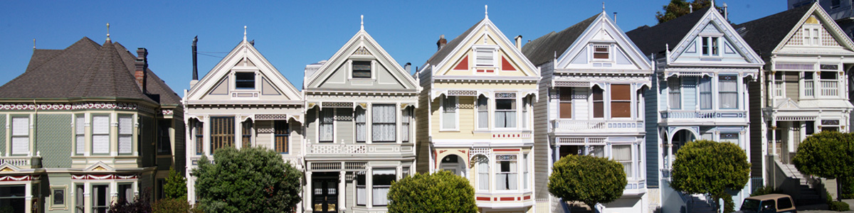 Row of Victorian Houses at Alamo Square
