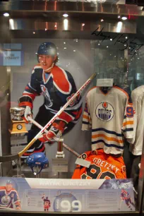 Wayne Gretzky, Hockey Hall of Fame, Toronto