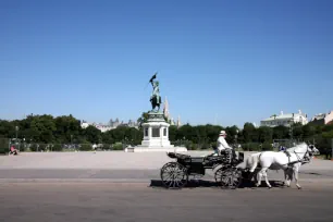 Heldenplatz, Vienna